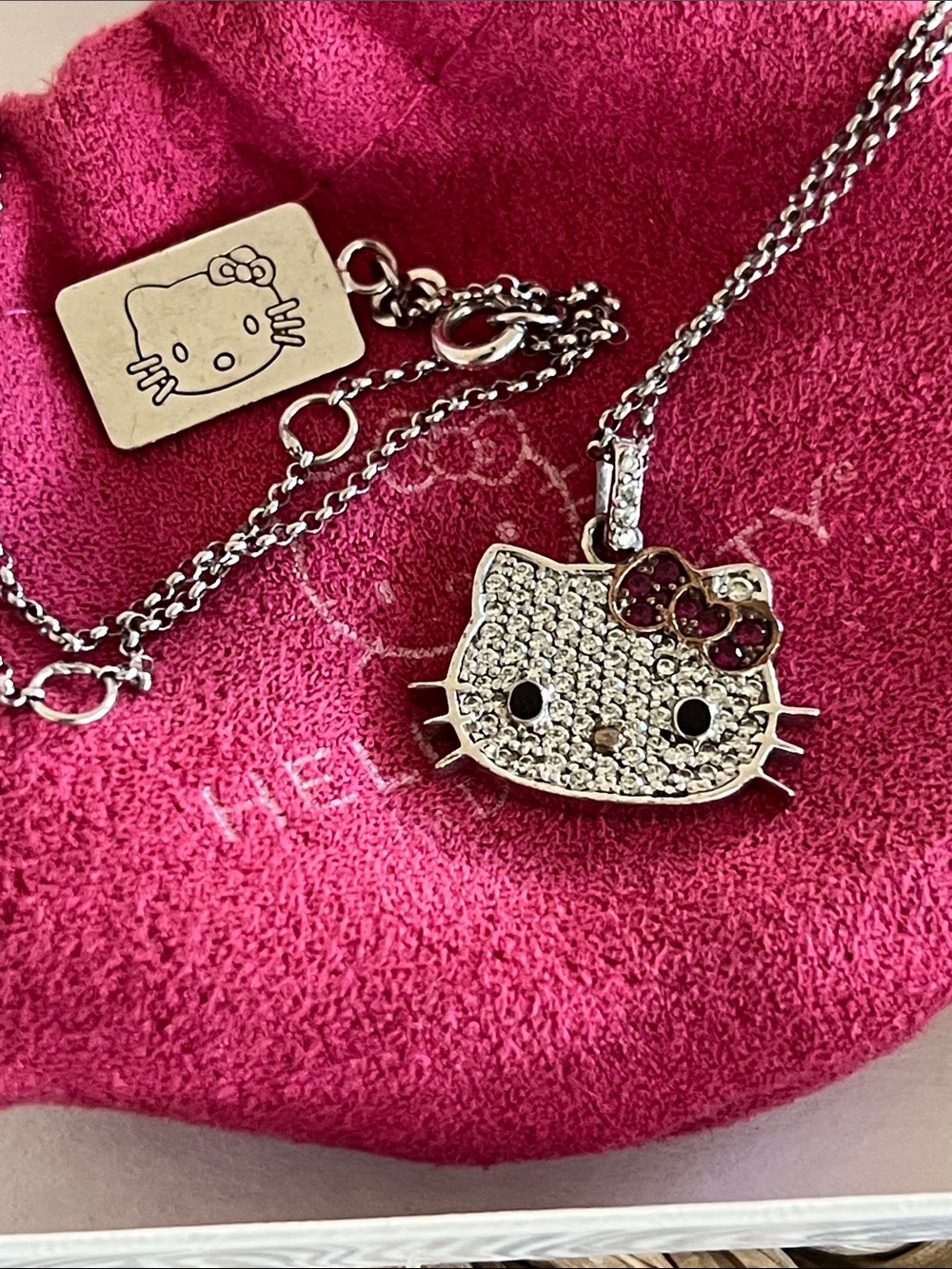 Hello Kitty for DIAMONIQUE Silver Crystal Pendant Necklace - Pink Bow